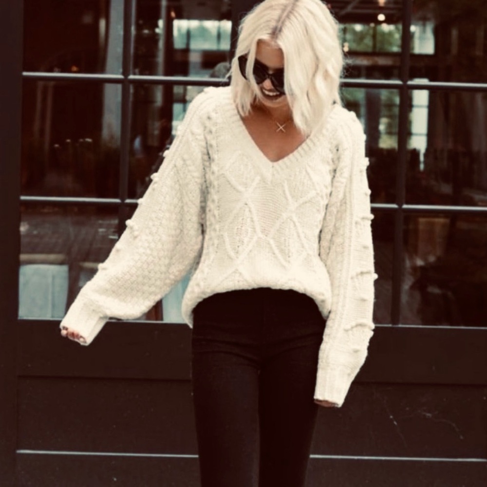 Anthropologie Molly Bracken Holiday Pom Pom Cable Knit Oversized Sweater.